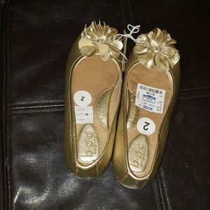 Slipping on girl shoes